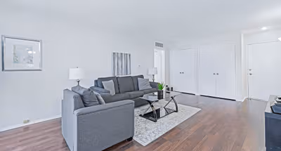 North Crescent Dr Apartment