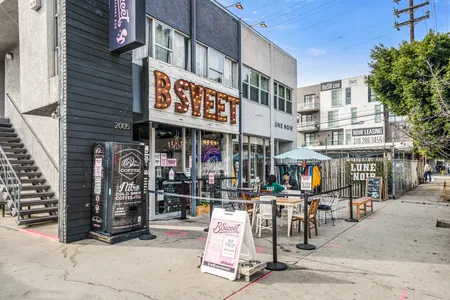 La Grange Ave Apartment