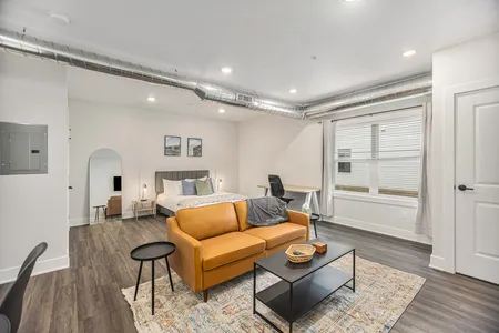Michigan St Serviced Apartment