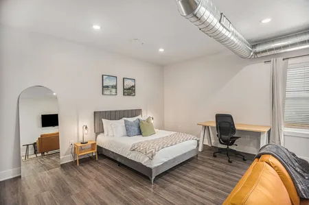Michigan St Serviced Apartment