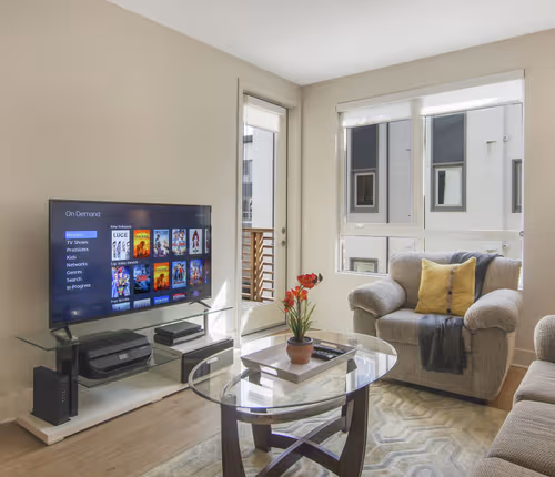 Millennium Drive Apartment