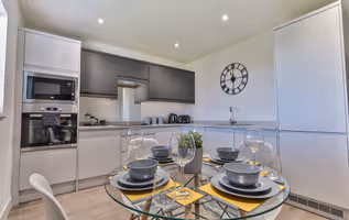 Modern, Cosy and Convenient