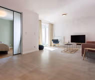 Listopada Serviced Apartment