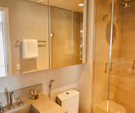 Bathroom - 1 bed apartment