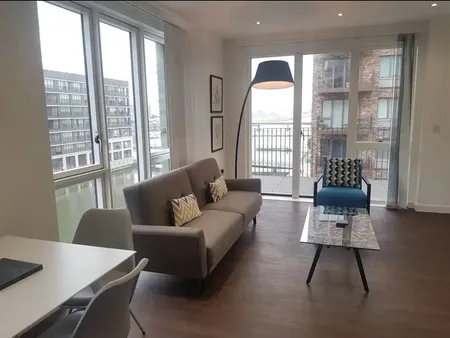 Albert Basin Way Serviced Apartment