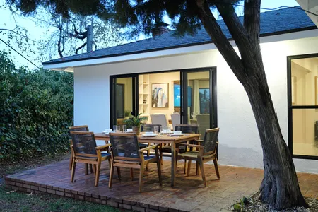 Glendale Rimhill House