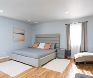 Burbank Harvard House