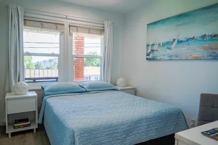 La Crescenta Home