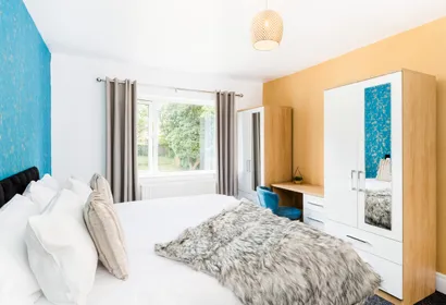 Stoney Lane 5 Bedrooms 2 Bath