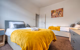 Wyndcliff 5 Bedroom House 2.5 Bath