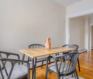 E Broadway Apartment