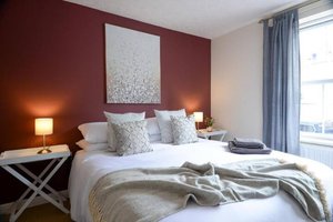 Wharf Lane 2 Bedrooms 1 Bath Flat