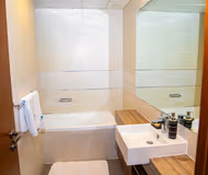 Al 'Oud St Serviced Apartment