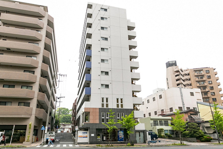 Aoki-Cho Studio Apartment