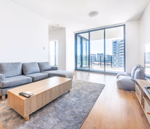 Rhodes RH1301 Apartment