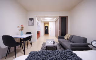1 Chome Minamihorie Serviced Apartment