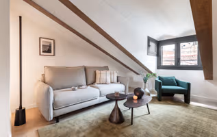 Calle de la Cruz Serviced Apartment