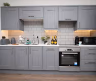 Fully equipped kitchen at 16 North Road Flat 1