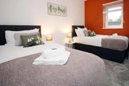 Bedroom at 16 North Road Flat 2