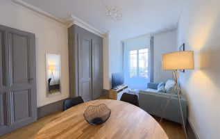 Jeu de Serviced Apartments