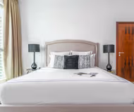 Sleek One Bedroom in Burj Residence