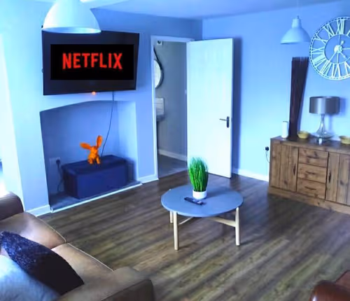 Quiet & Relaxing 2-bedrooms - Free parking & Pets