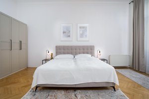 Minimalist comfort for a group at Národní třída