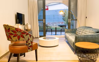 KG Street Serviced Apartment