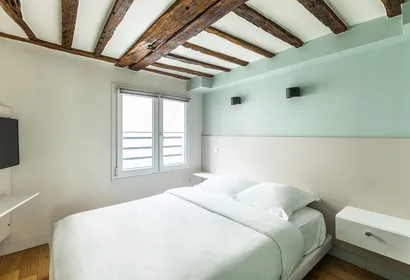 Duphot Serviced Apartment