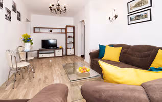 Old Town Apartment ST1