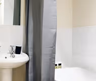 Central Milton Keynes  Apartment