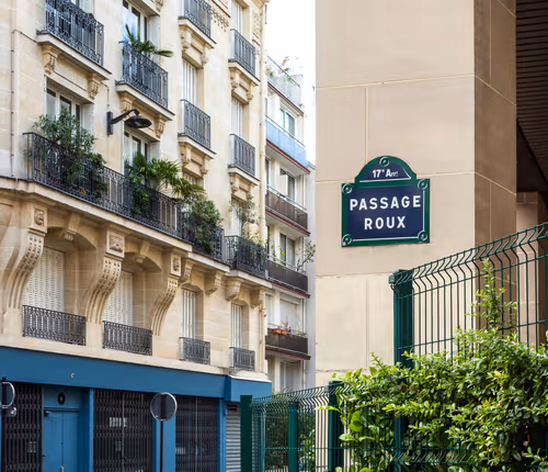 Roux Serviced Apartment