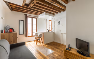 Rue Cloche Percé Serviced Apartment