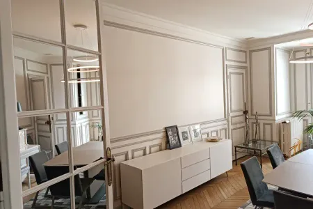 LUXURY 5BR | ARC DE TRIOMPHE