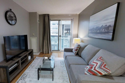 Simcoe St Serviced Apartments