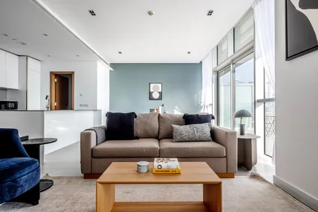 Spacious 1BR V Floor in Al Wasl