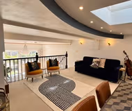 (BUR4) The Atrium 2p