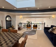 (BUR4) The Atrium 2p