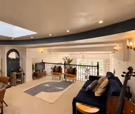 (BUR4) The Atrium 2p