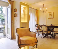 Opera Garnier 2 Bedroom with Private Courtyard