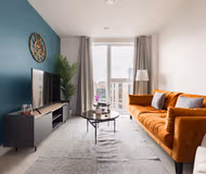 Leeds Centre - New York Square, Quarry Hill Apartments