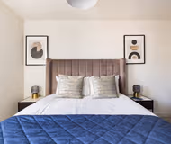 Leeds Centre - New York Square, Quarry Hill Apartments