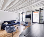 Saint-Germain des Pres Bonaparte Pont des Arts