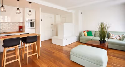 THE FINEST LANDMARKS OF PARIS-PLACE MONGE » (LINE 7)