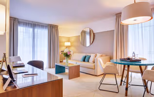 La Defense Aparthotel