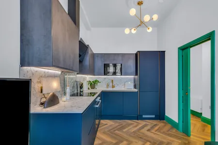 Fully equipped kitchen at Hammersmith Residences by MySquare