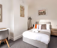 Newcombe House, 3 bedroom free parking