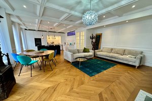 Luxury on Line 4 - 9 - 8 available to the closest metro Strasbourg Saint Denis