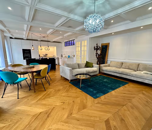 Luxury on Line 4 - 9 - 8 available to the closest metro Strasbourg Saint Denis