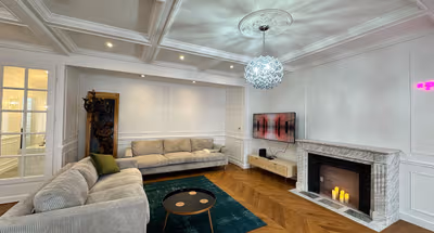 Luxury on Line 4 - 9 - 8 available to the closest metro Strasbourg Saint Denis